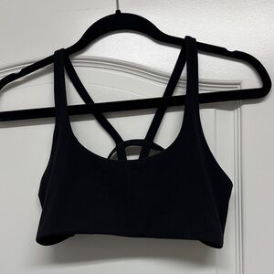 Vuori Black Crossback Sports Bra